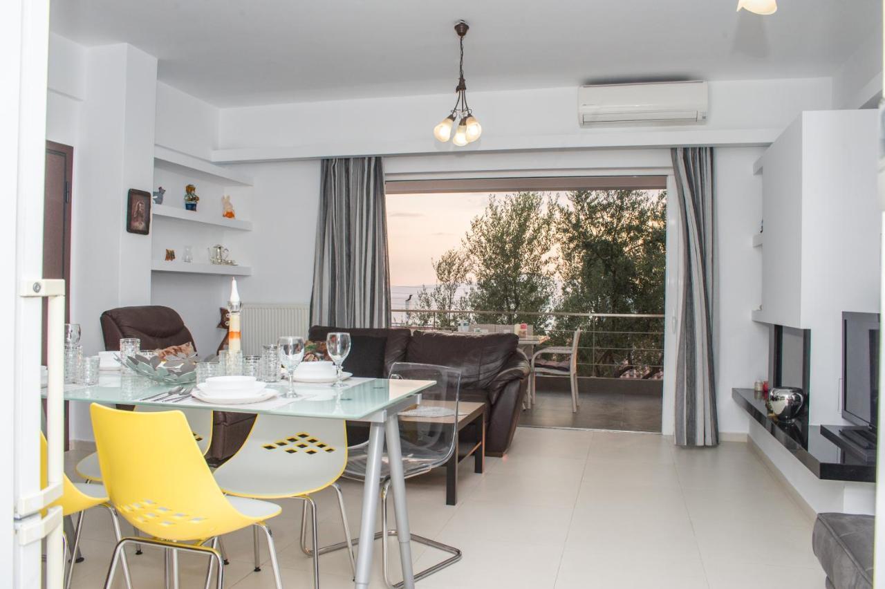 Nina'S Villa, Cosy Seaview Retreat Verga Kalamata Exterior photo